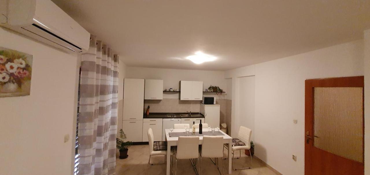 Apartment Put Vidaka Policnik Exterior foto